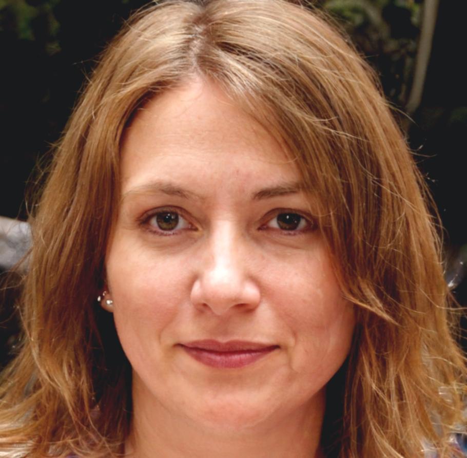 Retrato profesional de Esperanza Villareal